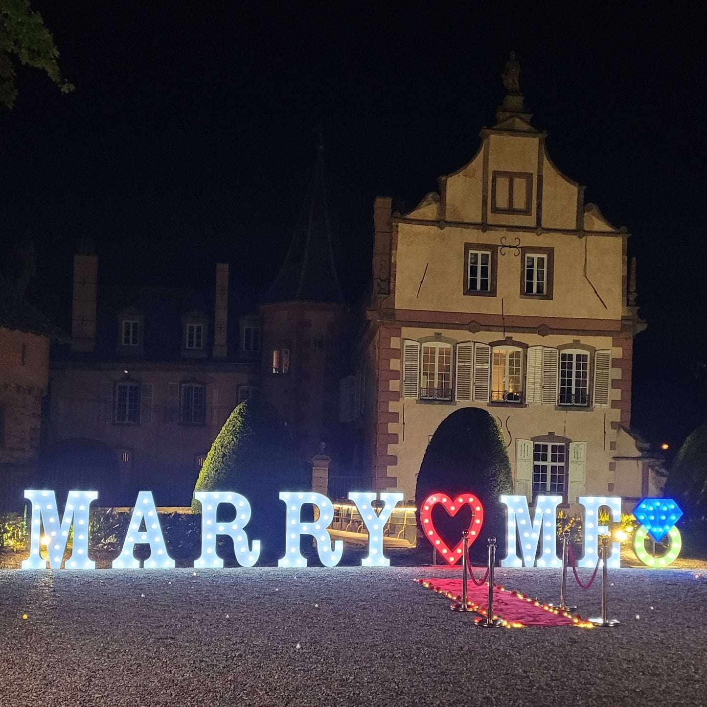 Pack : MARRY ME lettres géantes de 1m20 en LEDs RGB couleurs au choix