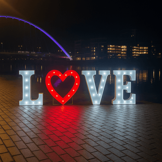 Pack : LOVE lettres LEDs RBG de 1m20 couleurs au choix